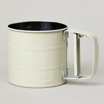 Сито для муки 10*9 см.без упаковки (мал=12шт./кор=96шт.) AGNESS 671-024