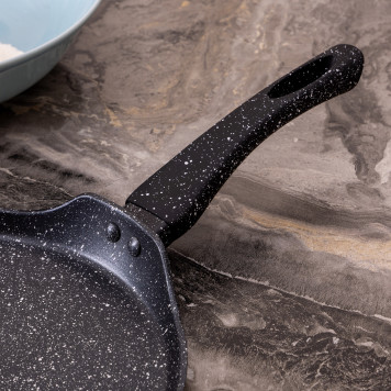 Сковорода блинная с антипригарным покрытием "BLACK MARBLE", 24х2см, индукционное дно AGNESS 932-523-2