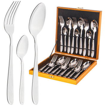 Набор столовых приборов на 6 персон 18 пр.в деревянном кейсе AGNESS 942-019