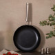 Сковорода c антипригар. 3х слойным покрыт. daikin, серия " CHEF" 26*5.0cm, анодирован.алюминий AGNESS 947-108