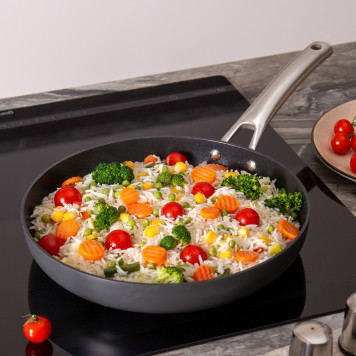 Сковорода c антипригар. 3х слойным покрыт. daikin, серия " CHEF" 28*5.0cm, анодирован.алюминий AGNESS 947-109-1