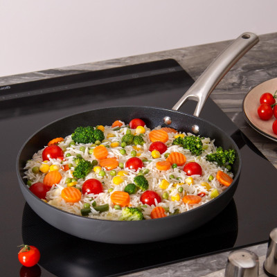 Сковорода c антипригар. 3х слойным покрыт. daikin, серия " CHEF" 28*5.0cm, анодирован.алюминий AGNESS 947-109-1