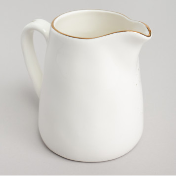 Молочник " GOLD" 250 мл (мал.уп.=4шт./кор=48шт.) BRONCO 263-1166-5