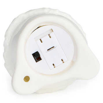 Статуэтка "СНЕГОВИК" с led-подсветкой 6.4х6,3х10,3 см LEFARD 146-2243-2