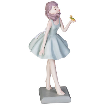 Статуэтка "ДЕВОЧКА ПОЦЕЛУЕТ ЛЯГУШКУ" 23 см LEFARD 154-619