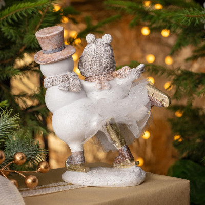 Статуэтка " СНЕГОВИКИ" 16х9,5х18,5 см LEFARD 162-1288-1