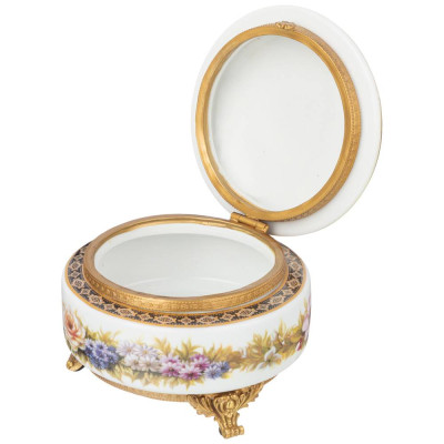 Шкатулка 13,5*13,5*11 см LEFARD 46-1305-1