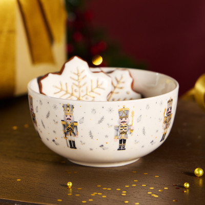 Набор посуды " ЩЕЛКУНЧИК" (кружка 295 мл, тарелка 15 см, салатник 13 см) LEFARD 580-097-2