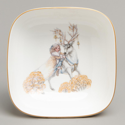 Салатник "СНЕЖНАЯ КОРОЛЕВА" 15*5,5 см (кор=48шт.) LEFARD 590-552-1