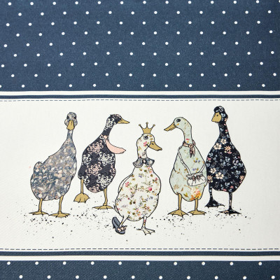 Скатерть овальная "FAMILY FARM" 140х180см ,синий,100% хлопок,твил,с пропиткой LEFARD 850-742-27-4