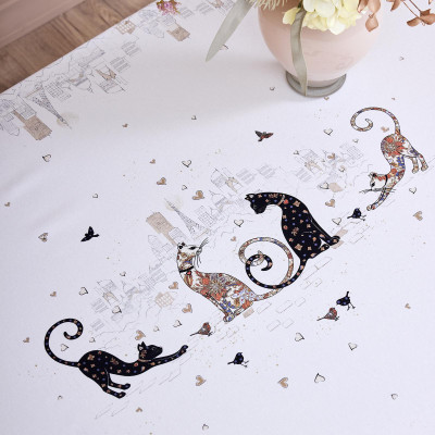 Скатерть " ПАРИЖСКИЕ КОТЫ" 110х140см ,белый ,100% хлопок ,твил с пропиткой LEFARD 850-746-20-8