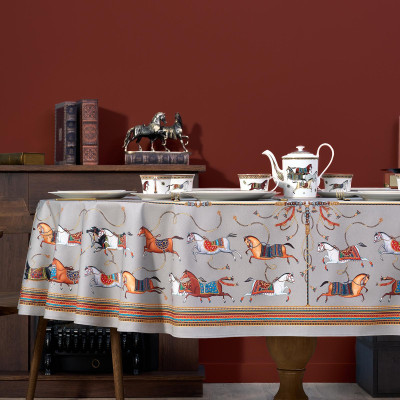 Скатерть овальная "PASSAGE" ,160х220см, 100% хлопок,твил c пропиткой, серый LEFARD 850-761-41-7