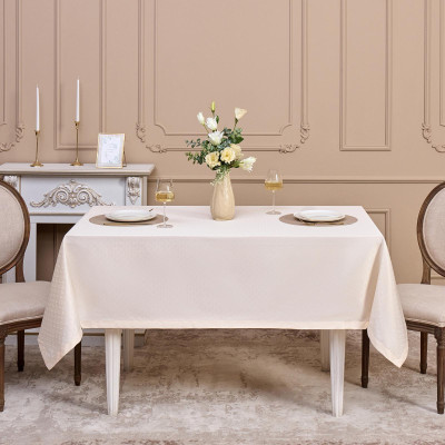 Скатерть 145х350см шампань евроуголок 100% полиэстер SANTALINO 805-027-22